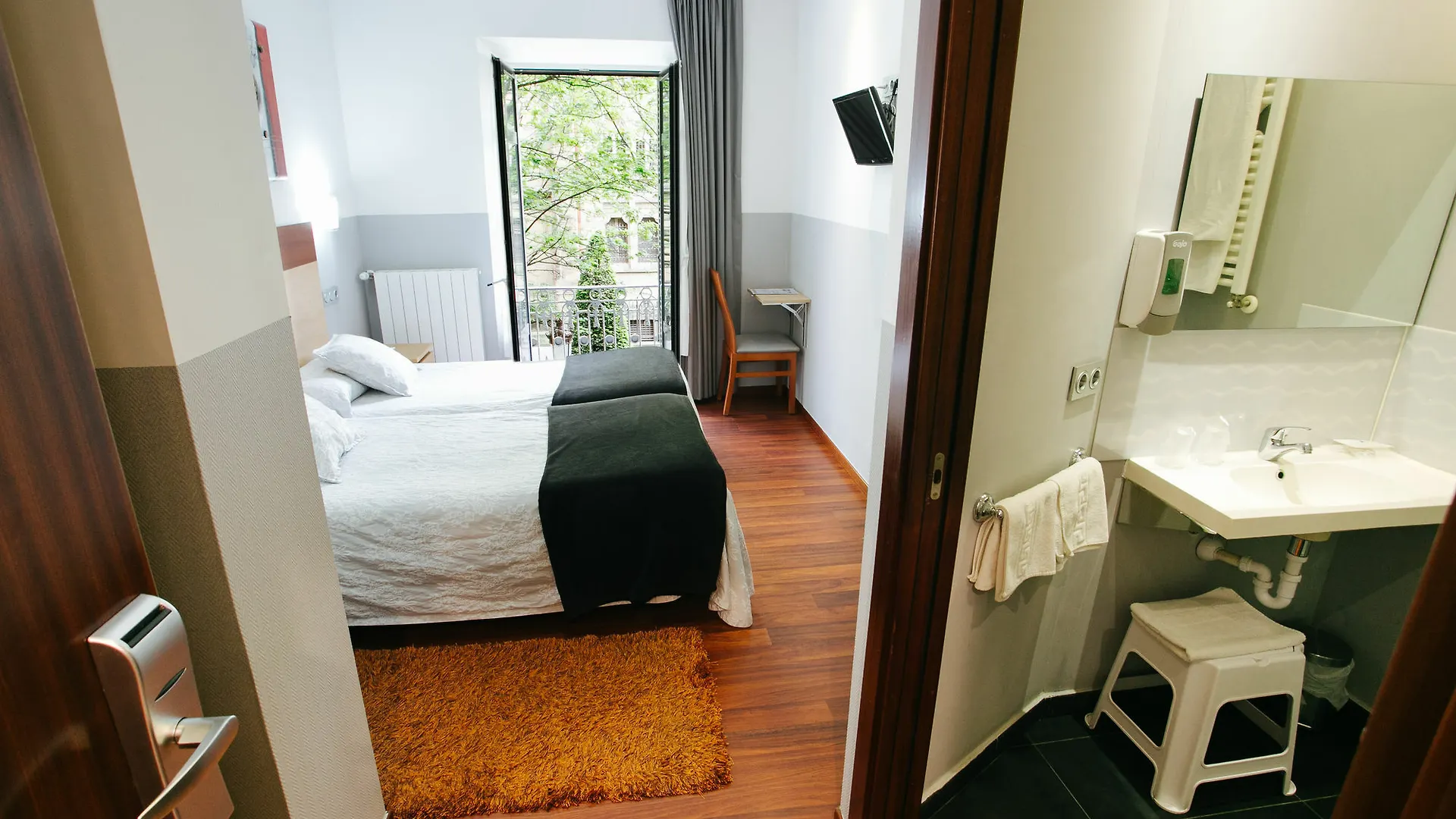 Hostal San Ignacio Centro サン・セバスティアン